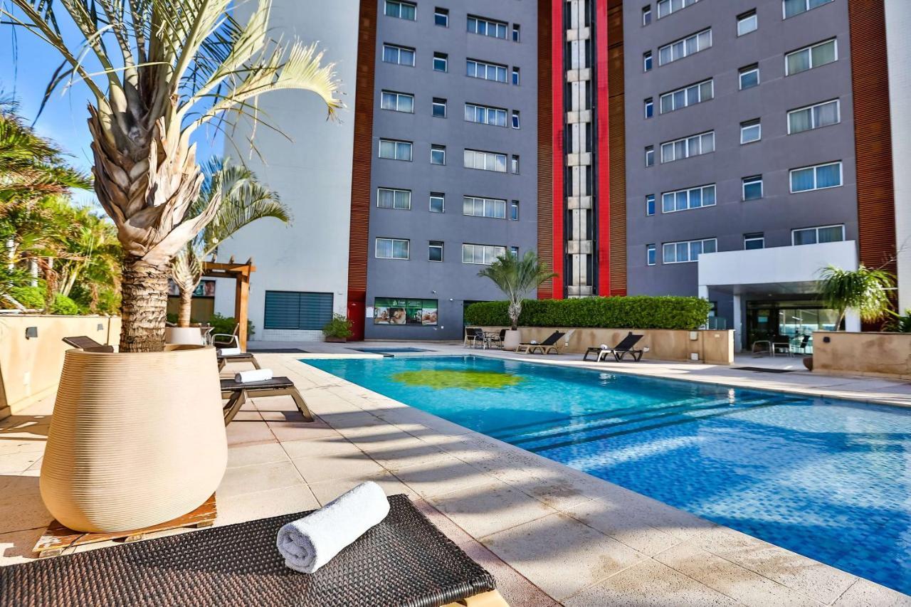 Wyndham Golden Foz Suites Фос ду Игуасу Екстериор снимка