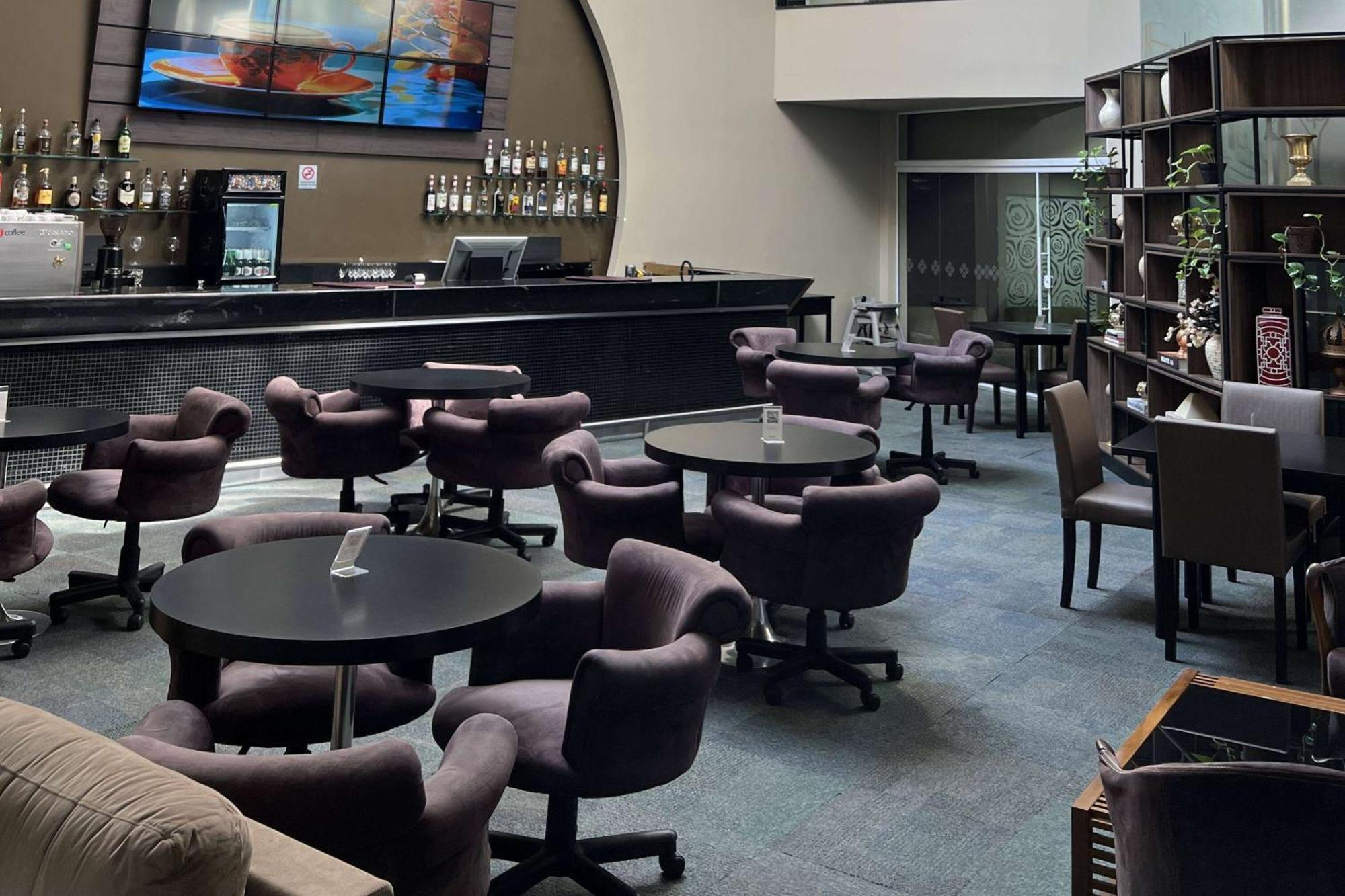Wyndham Golden Foz Suites Фос ду Игуасу Екстериор снимка